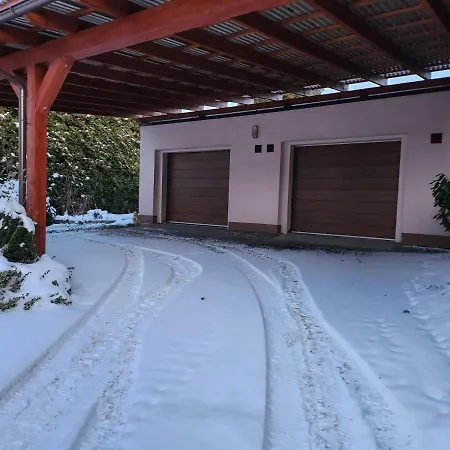 Prazdninovy Dum